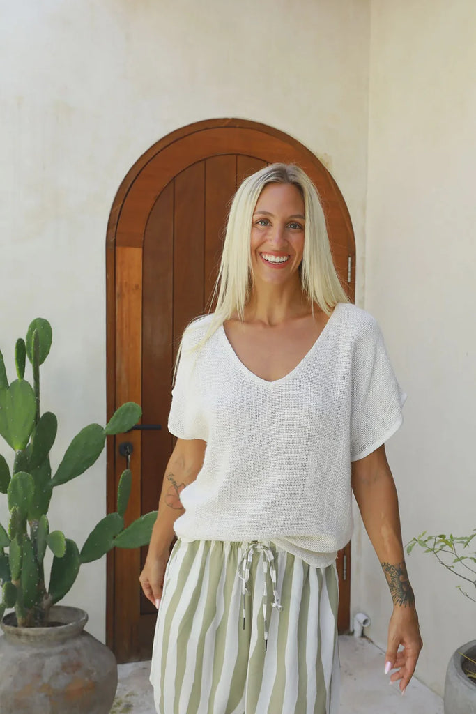 Paris V Neck Hessian Top - White