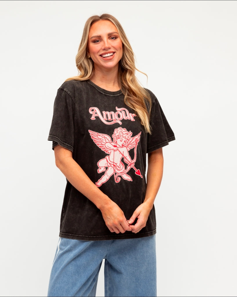 Amora Tee (Stonewash)