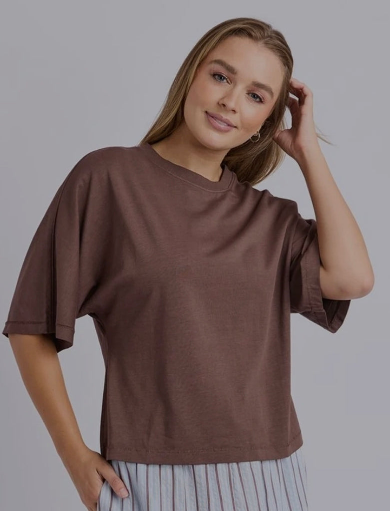 Stillwater Tee (Chocolate)