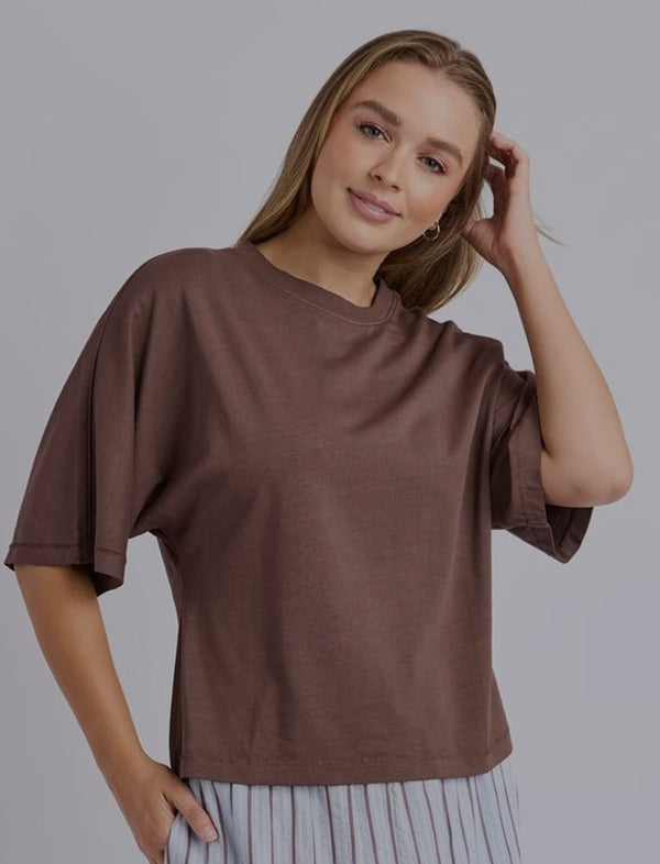 Stillwater Tee (Chocolate)