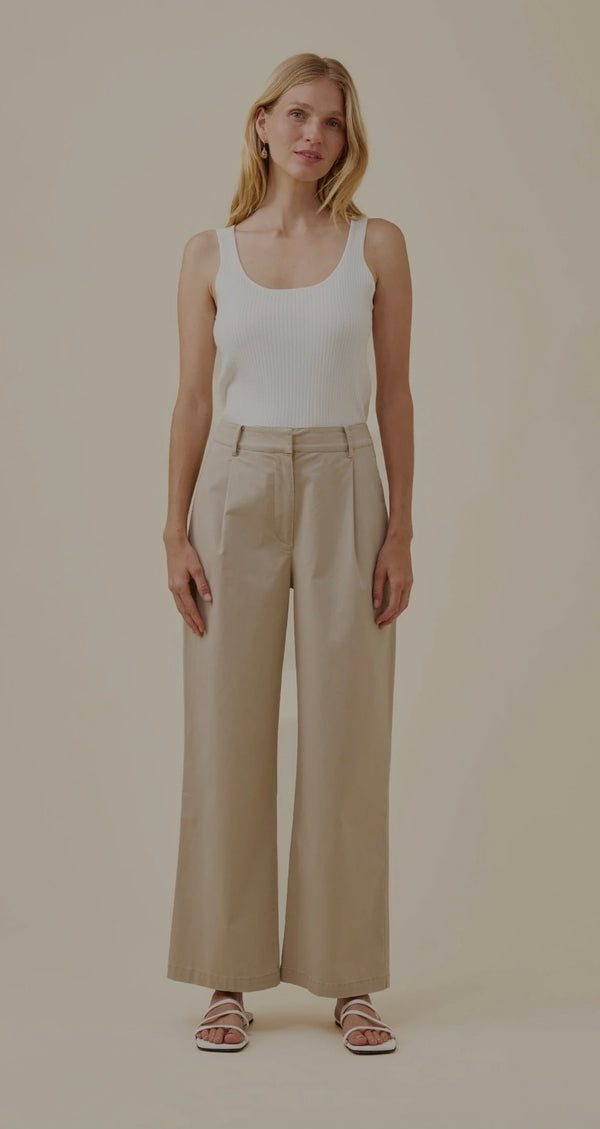 Leonora Pant - Canvas