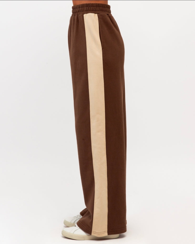 Josie Jogger Pant (Chocolate/ Beige Stripe)