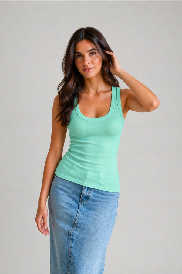 Basic Tank - Green
