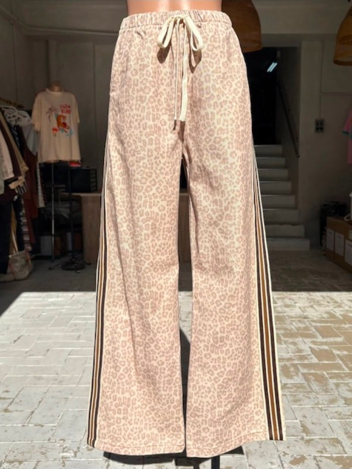 Faded Leopard Pant (Brown Side Stripe)